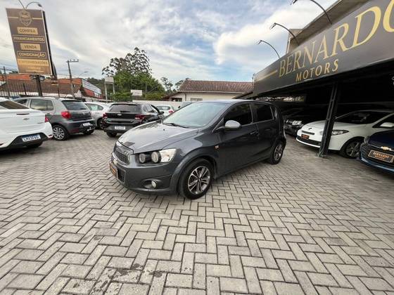CHEVROLET SONIC 1.6 LT 16V FLEX 4P MANUAL CHEVROLET SONIC 1.6 LT 16V FLEX 4P MANUAL